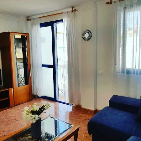 Spacious Apt In The Heart Of